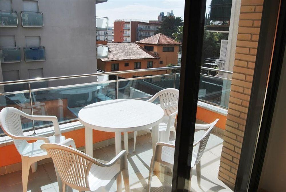 Eton Apartments Lloret de Mar Bagian luar foto